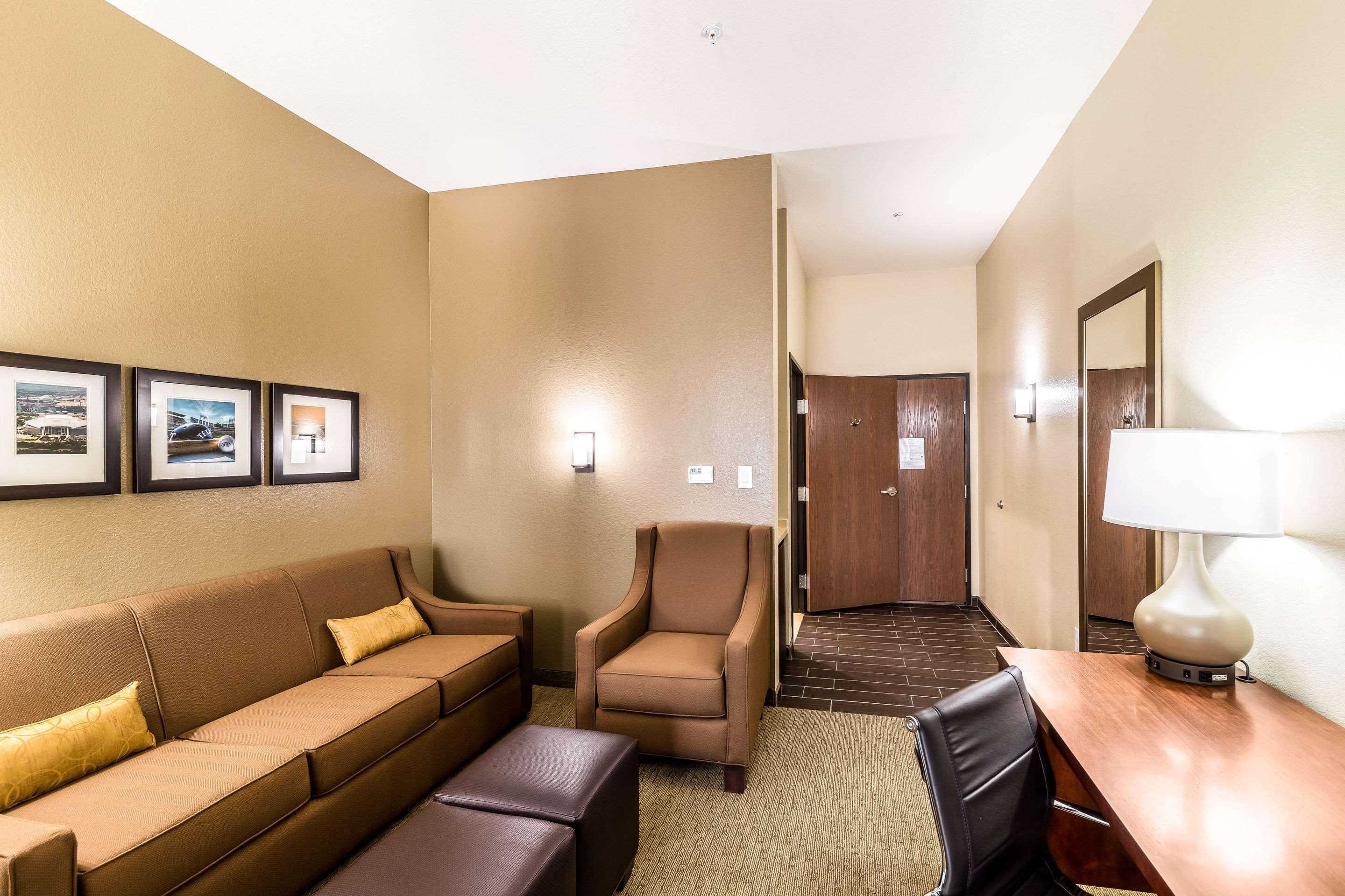 Comfort Suites Grand Prairie - Arlington North Exteriér fotografie