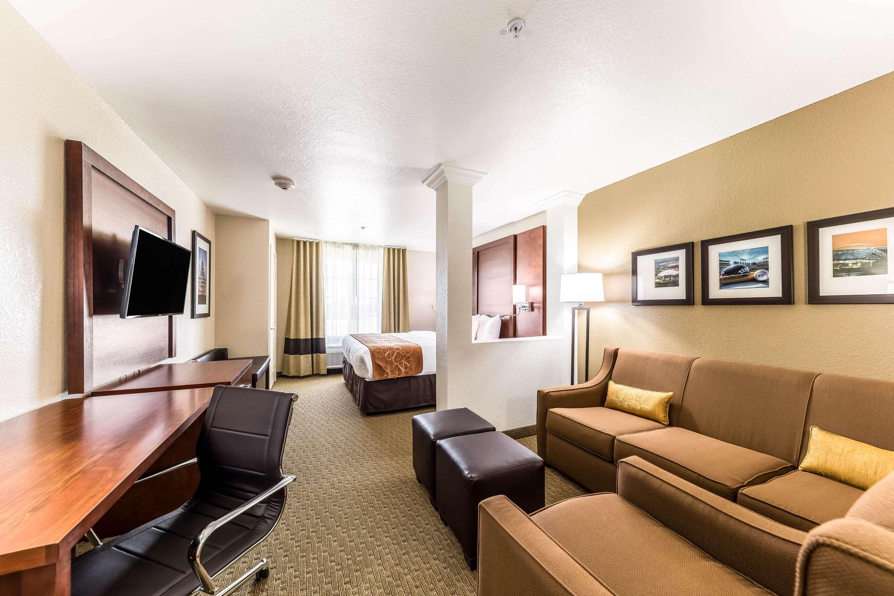 Comfort Suites Grand Prairie - Arlington North Exteriér fotografie